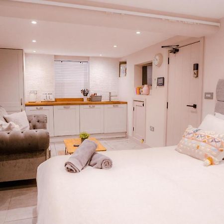 The Hideaway Apartman Southampton Kültér fotó