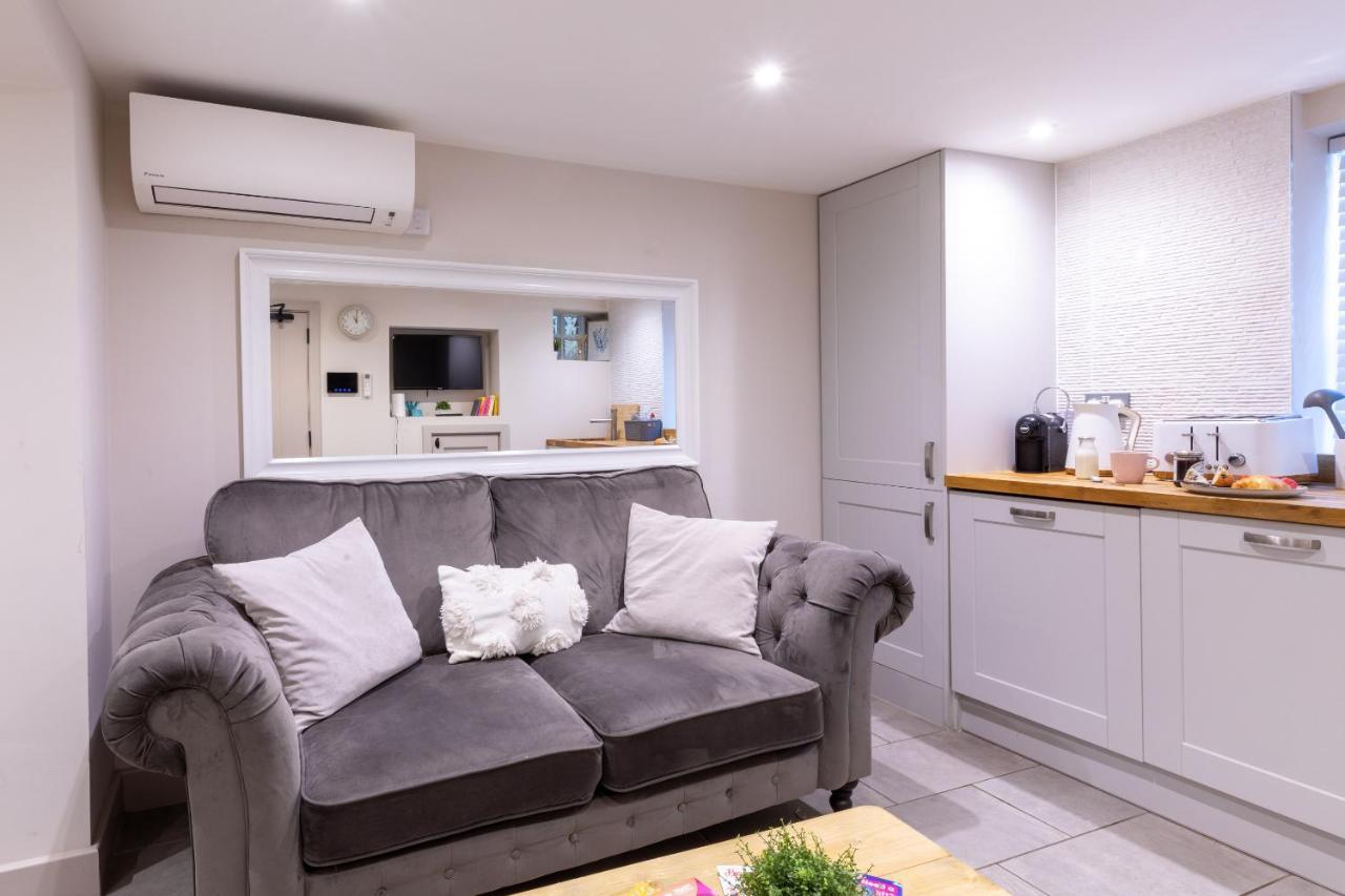 The Hideaway Apartman Southampton Kültér fotó